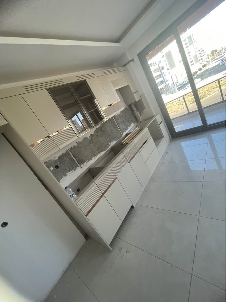 ÜÇ KUYULARDA İNŞAAT'AN SIFIR DAİRE