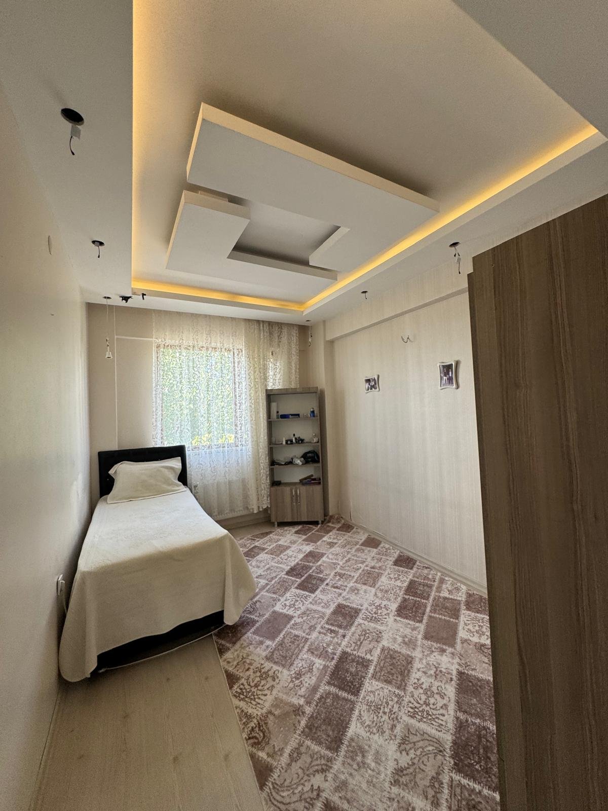 KENT ORMAN ARKASINDA  TRİPLEX VİLLA