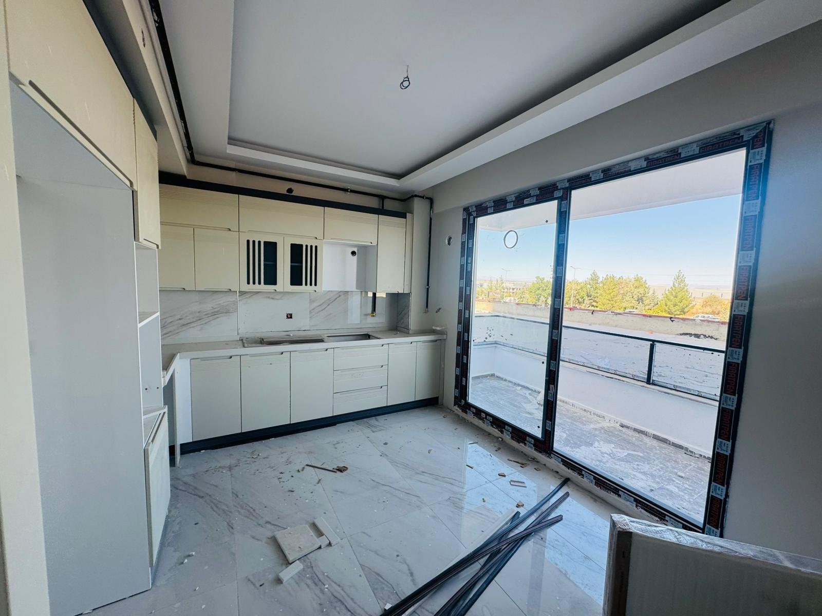 ELAZIĞ YOLU ÜZERİNDE  2+1 DEPREM GÖRMEMİŞ DAİRE