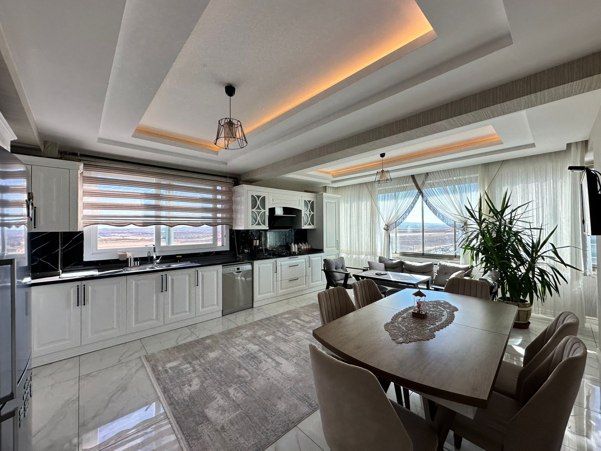 ACİL SATILIK' ARAM TİGRAN CADDESİNDE 3+1 LÜKS DAİREMİZ SATIŞTADIR