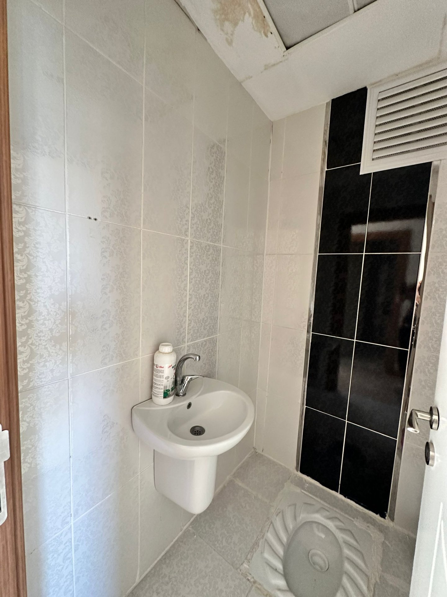 BAĞCILAR  OTOGAR KARŞISINDA 3+1 HAZIR DAİRE