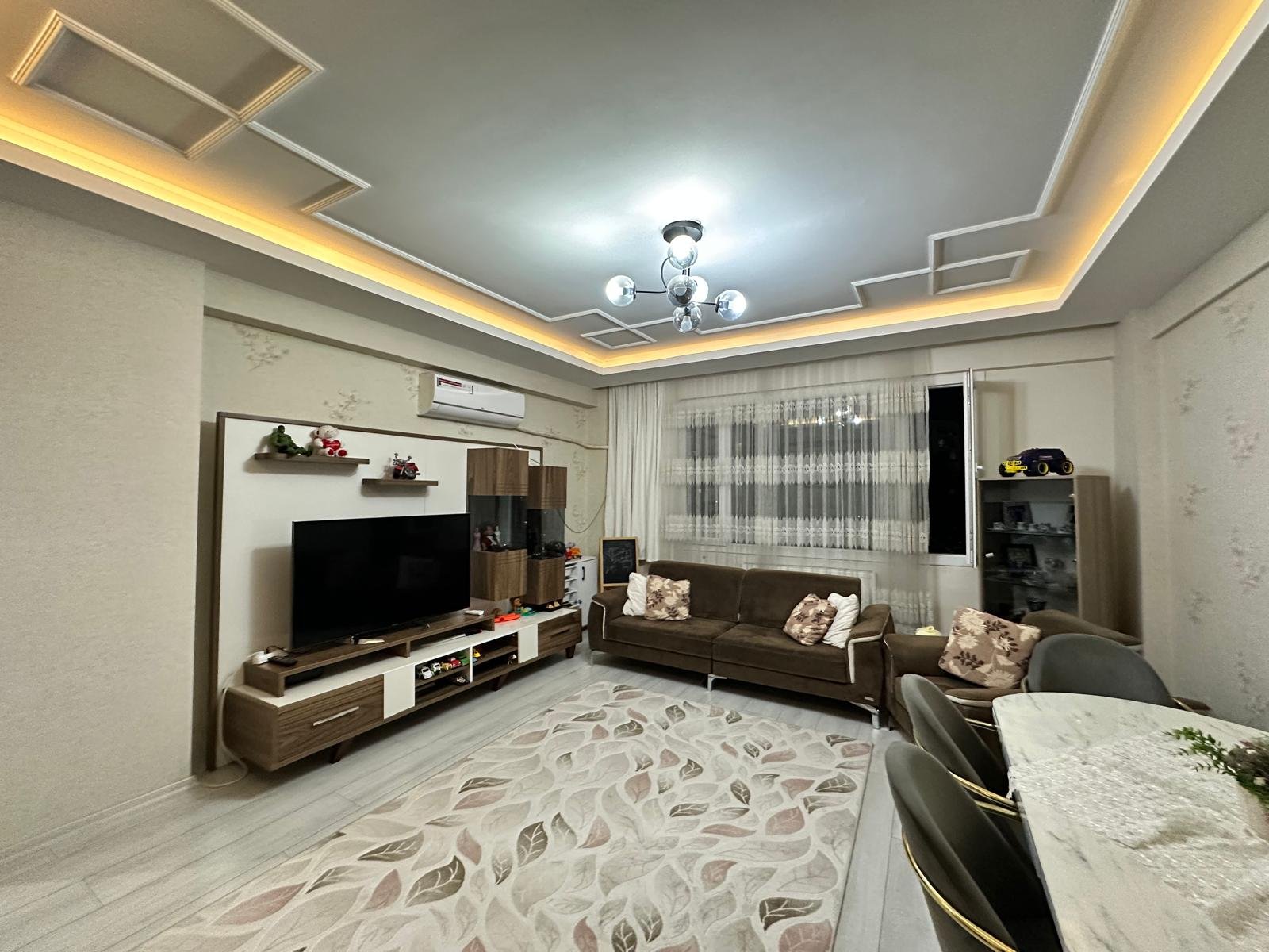 GÖLETLİ PARK MANZARALI 3+1 LÜKS DAİREMİZ SATIŞTADIR