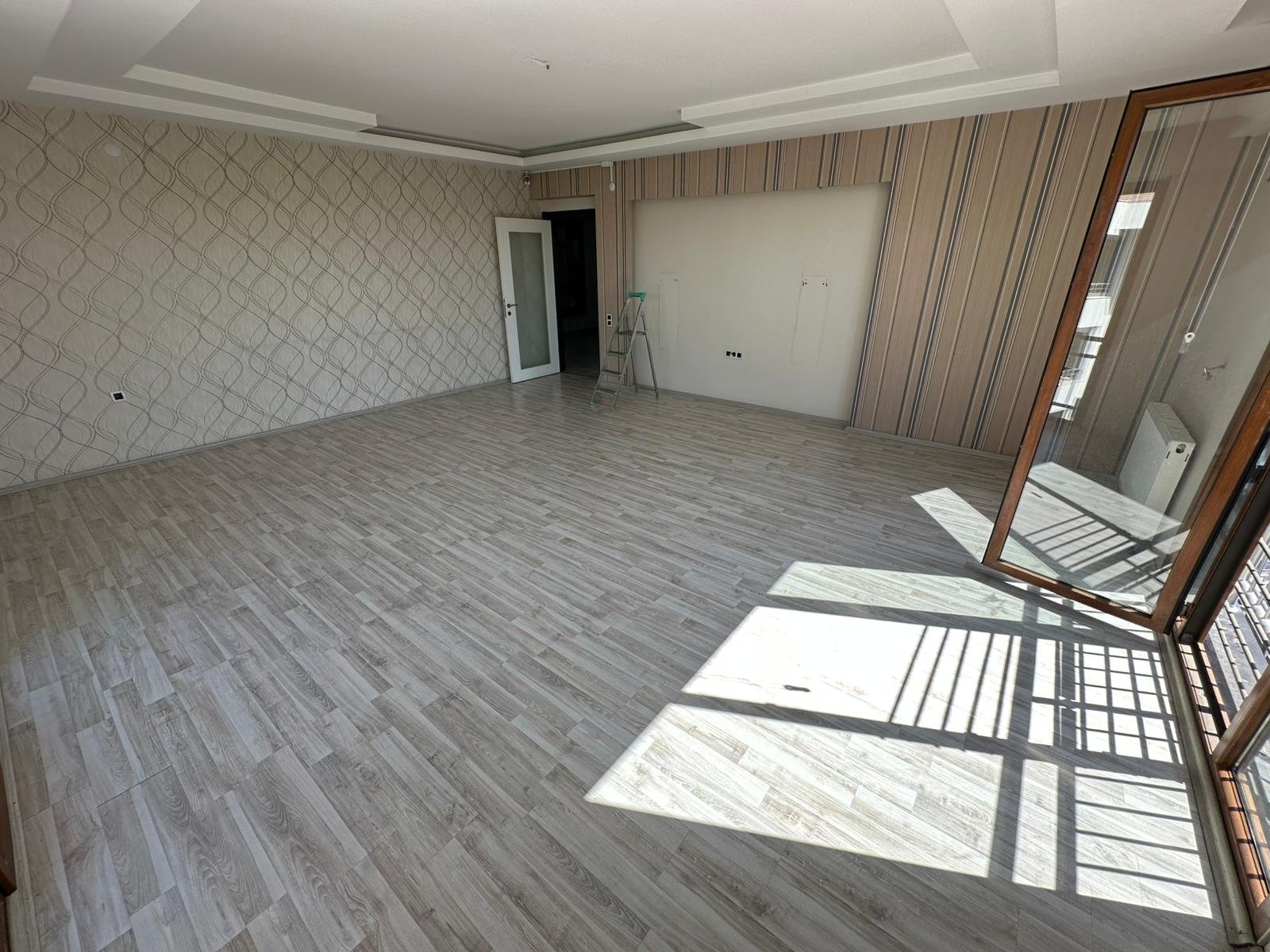 RADİSON KARŞISINDA FULL MANZARALI 4,5+1 BOŞ DAİRE