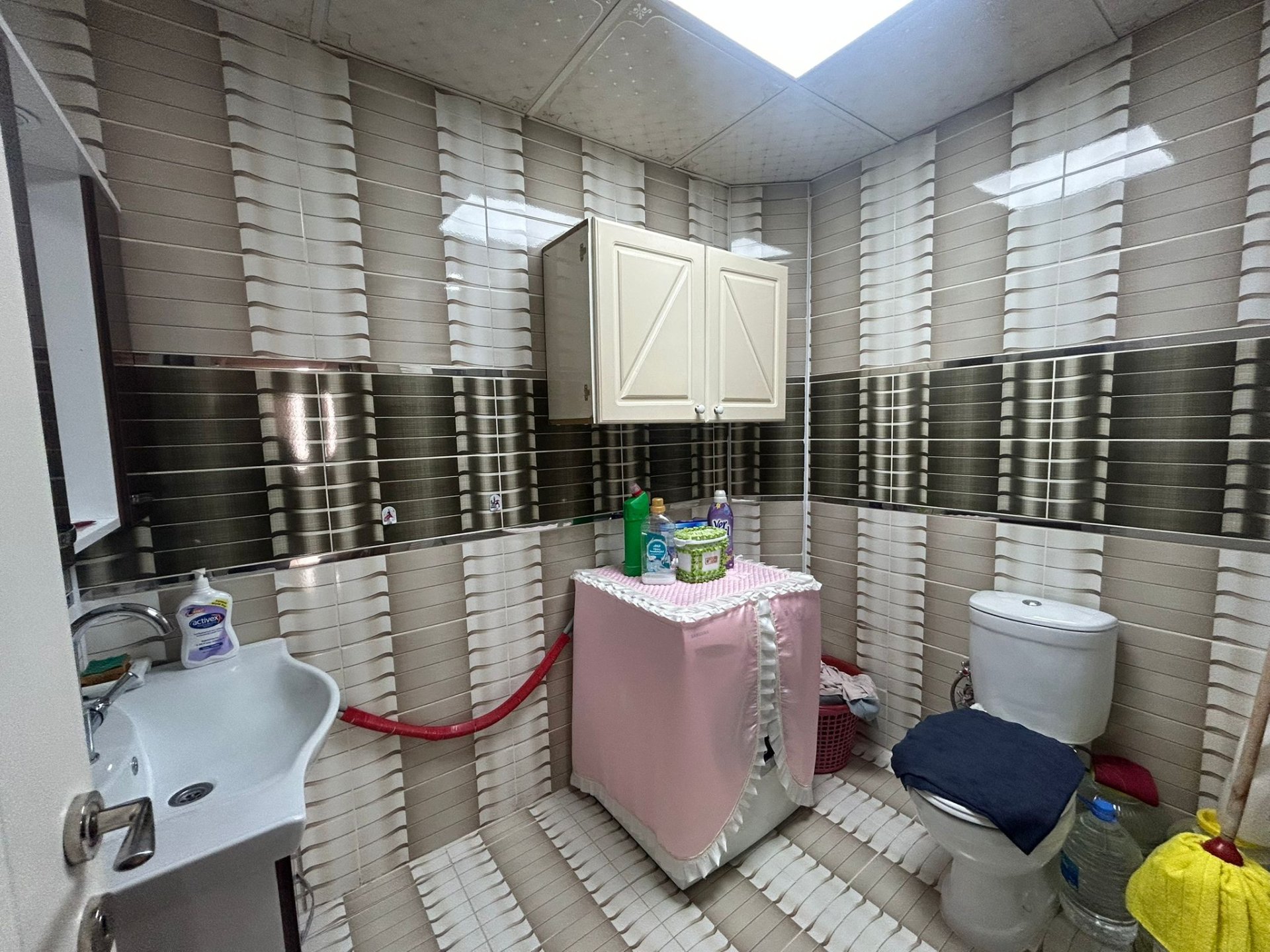 BAĞCILAR AHMET KAYA CADDESİNDE 2+1