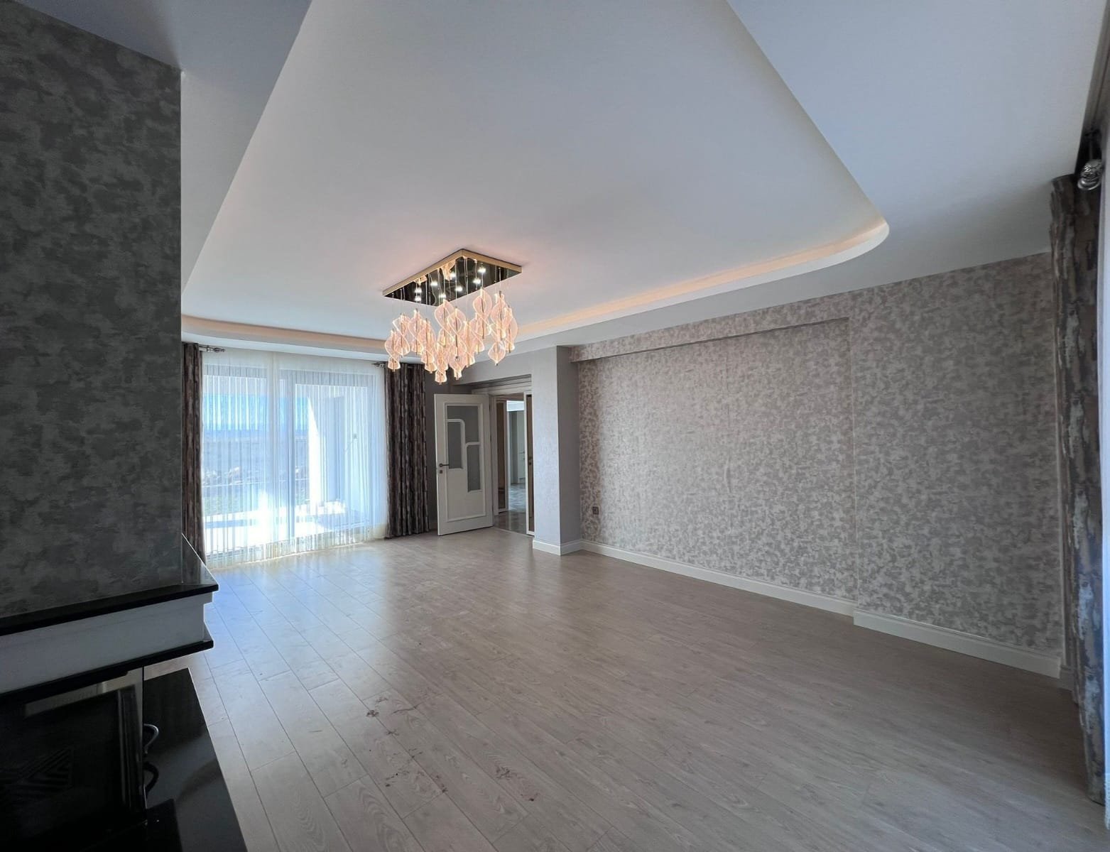 MAKRO LİFE GAYRİMENKUL'DEN ZANA ROSİBA KALİTESİYLE SATILIK 6,5+1 TRİPLEX VİLLA