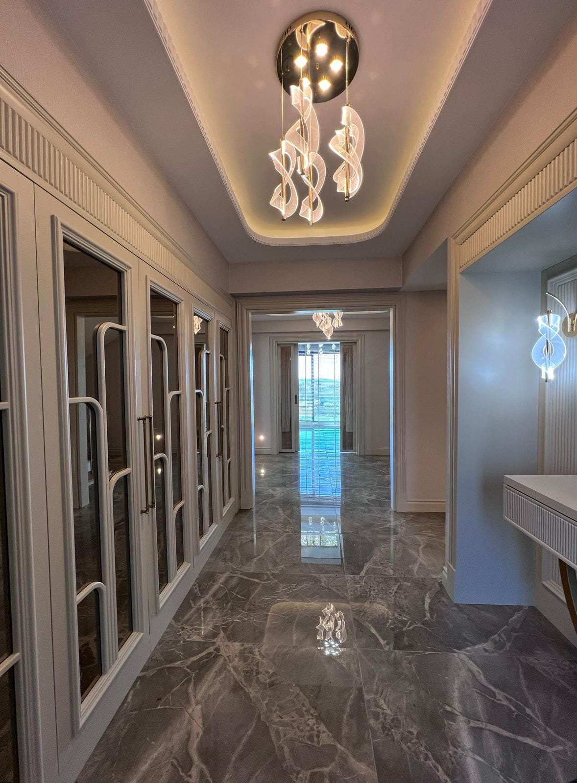 MAKRO LİFE GAYRİMENKUL'DEN ZANA ROSİBA KALİTESİYLE SATILIK 6,5+1 TRİPLEX VİLLA