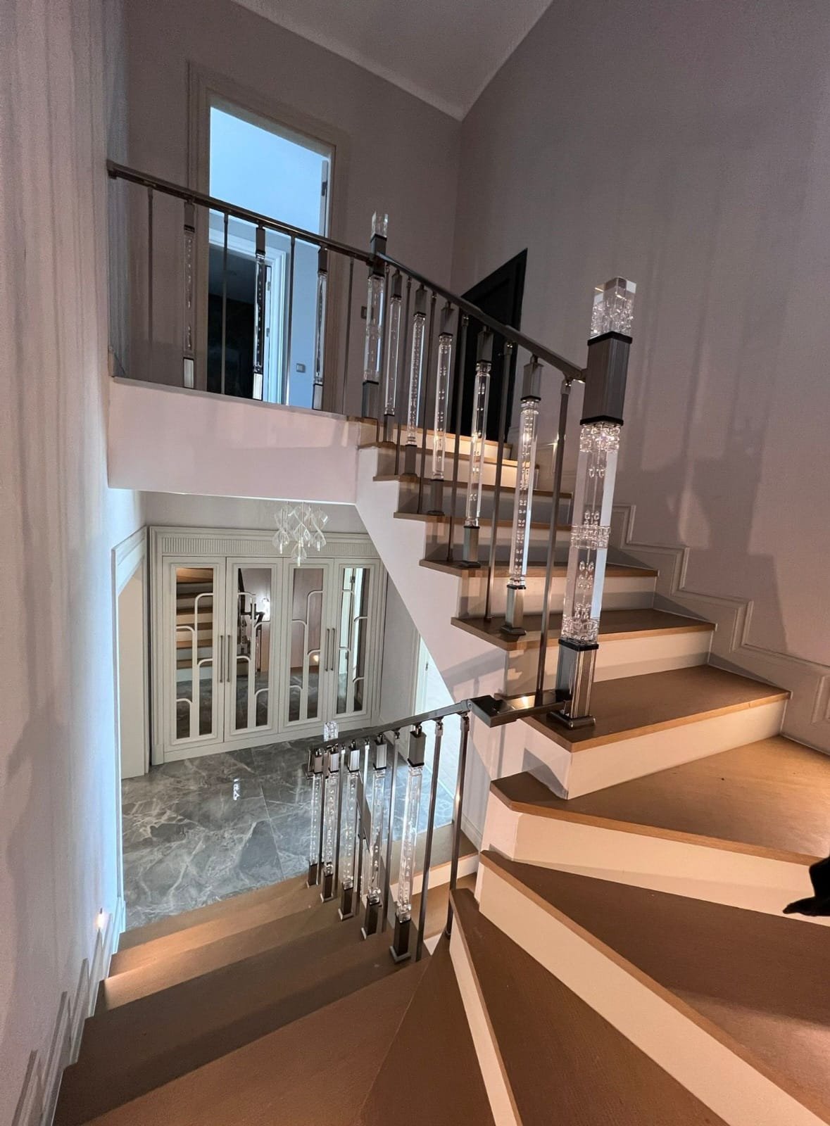 MAKRO LİFE GAYRİMENKUL'DEN ZANA ROSİBA KALİTESİYLE SATILIK 6,5+1 TRİPLEX VİLLA