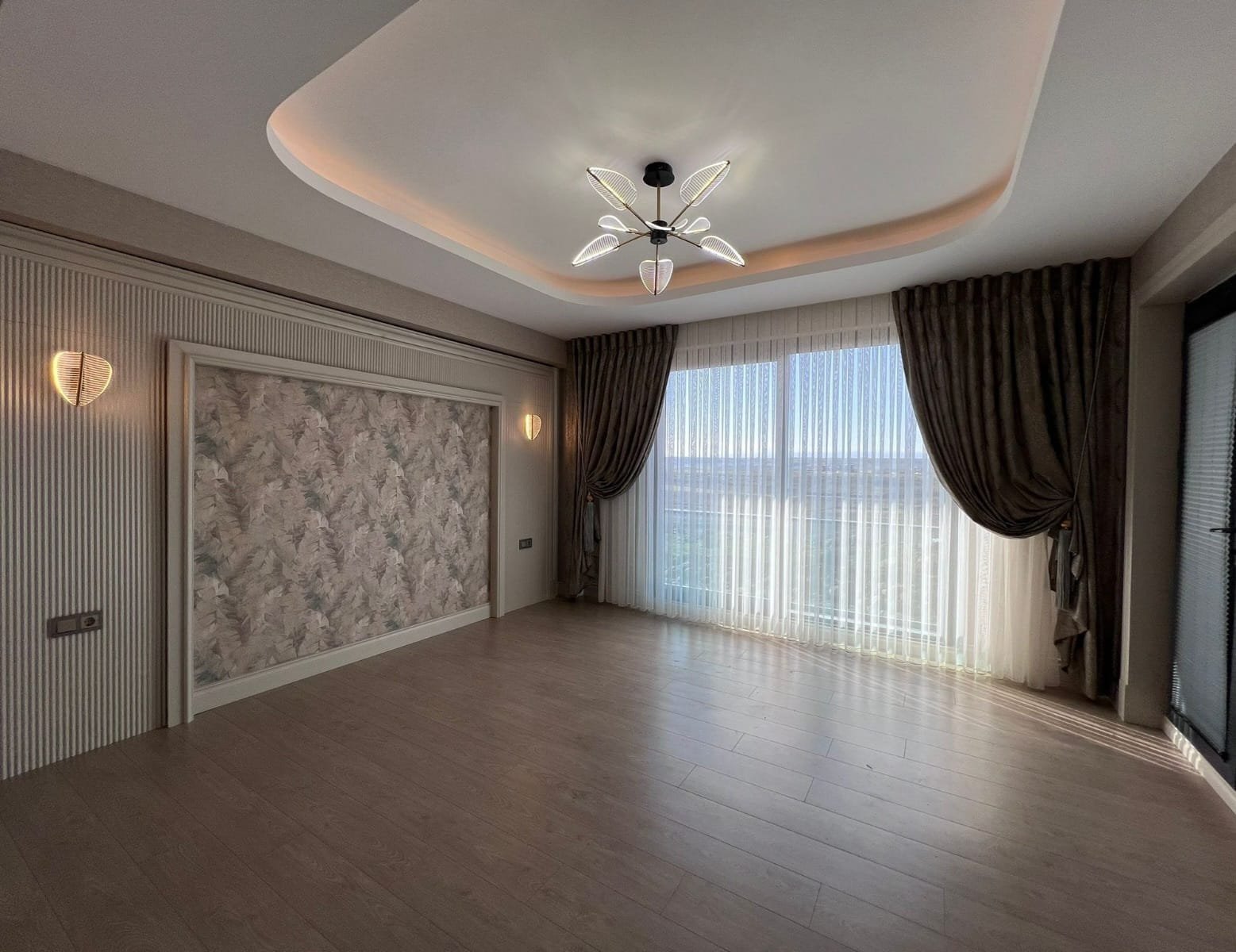 MAKRO LİFE GAYRİMENKUL'DEN ZANA ROSİBA KALİTESİYLE SATILIK 6,5+1 TRİPLEX VİLLA