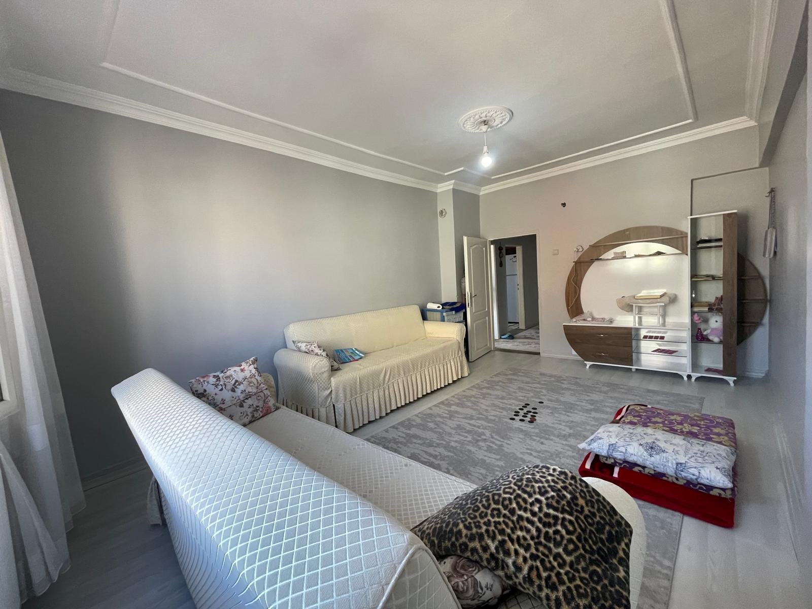 BAĞLAR ÇARŞAMBA PAZARINDA SATILIK 2+1 DAİRE