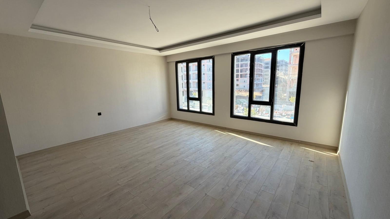 TEKNOKENT ARKASINDA HAVUZLU 3+1 SATILIK LÜKS DAİRE